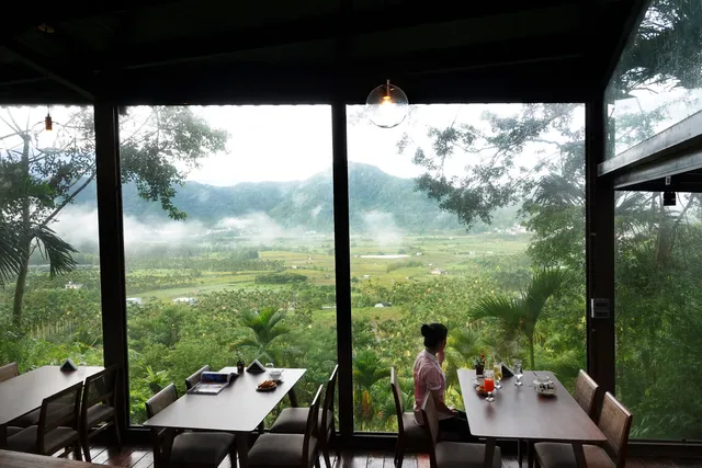 山頂玻璃屋私房菜