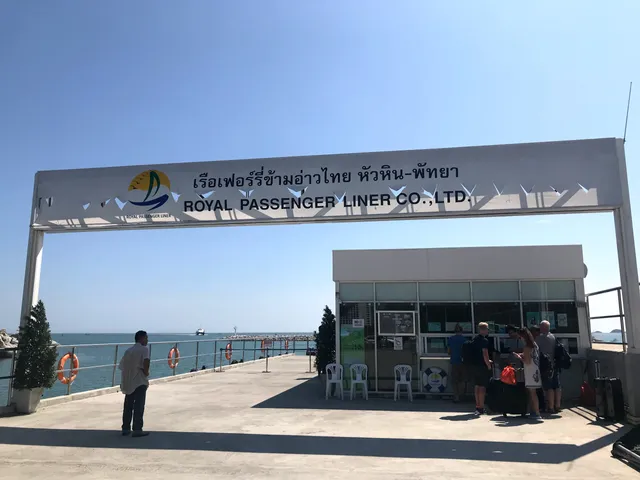 Khao Takiap Pier