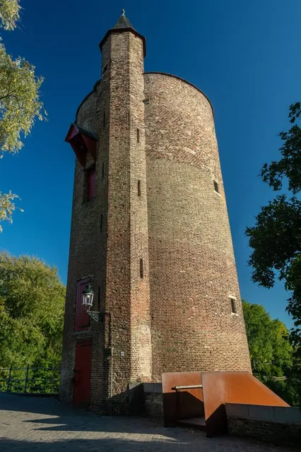 Gunpowder Tower (Poertoren)