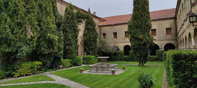 Abadía de Santa María Real de Párraces