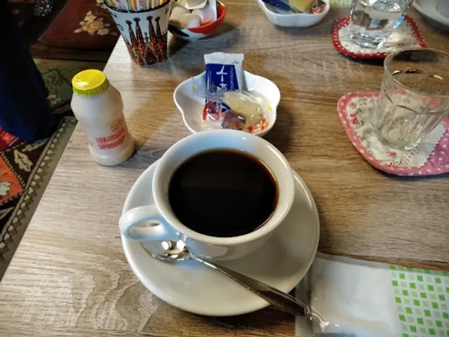 サロン＆カフェ田舎の家