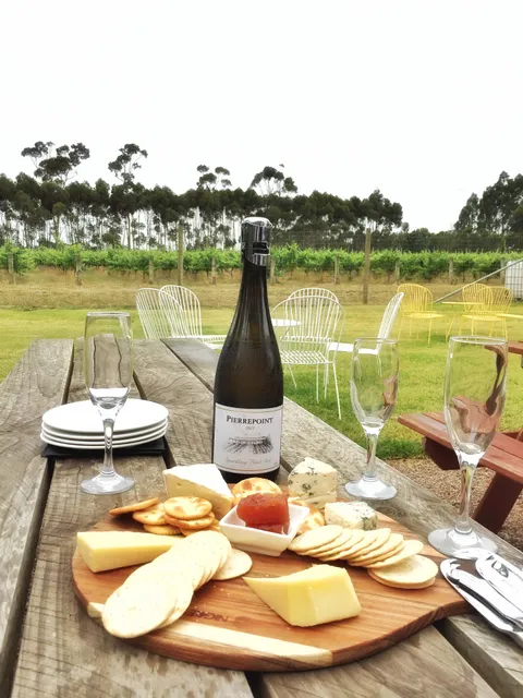 Pierrepoint Wines Cellar Door & Accommodation