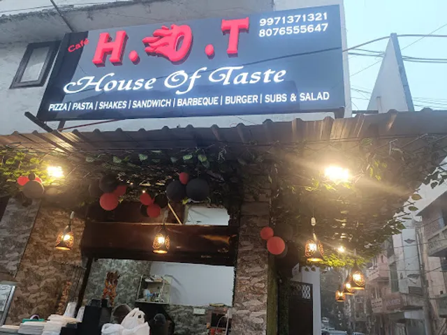 H.o.t(house of taste)