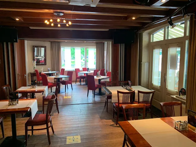 Restaurant-cafe-zaal Geraats