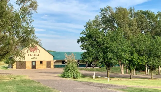 LaSada Lodge