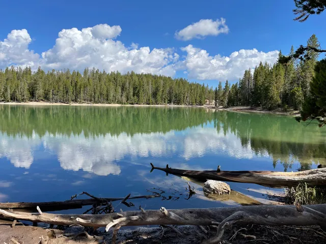 Wapiti Lake Trailhead (4k7)