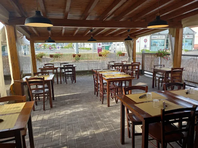 Pizzeria "il giogo" Lucca