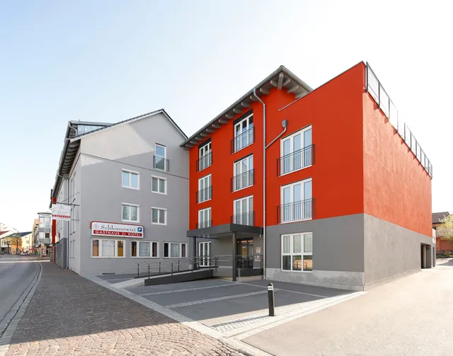 Hotel & Boarding House Schlosserwirt