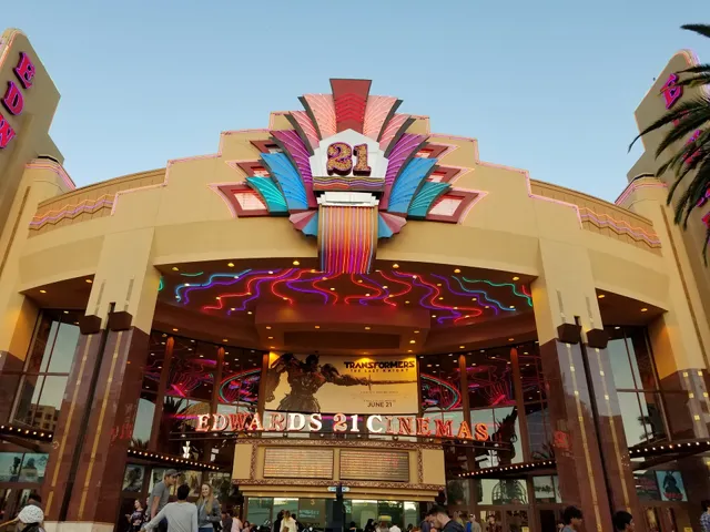 Regal Irvine Spectrum