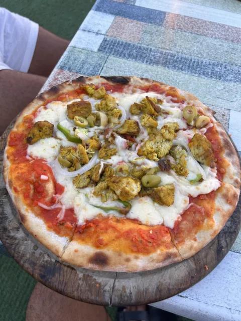 El Atik restaurant pizzaria