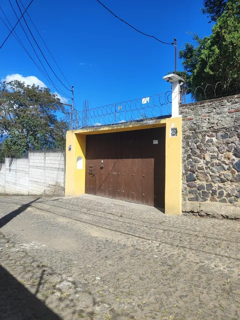 Jardín casa la historia