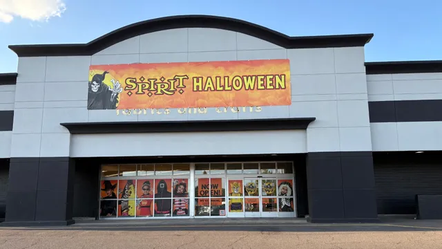 Spirit Halloween