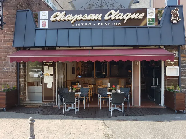 Pension Chapeau Claque