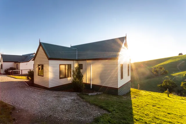 Maple Ridge Cottages