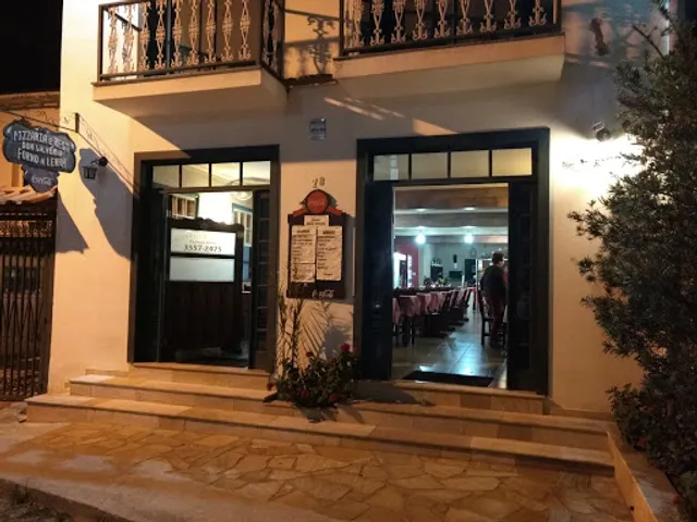 Pizzaria e Rest. Dom Silvério - Forno à Lenha