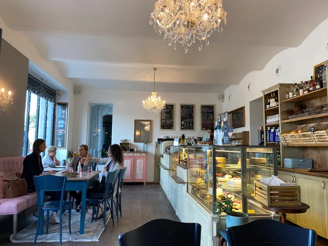 Marthy's Kitchen - Mánes