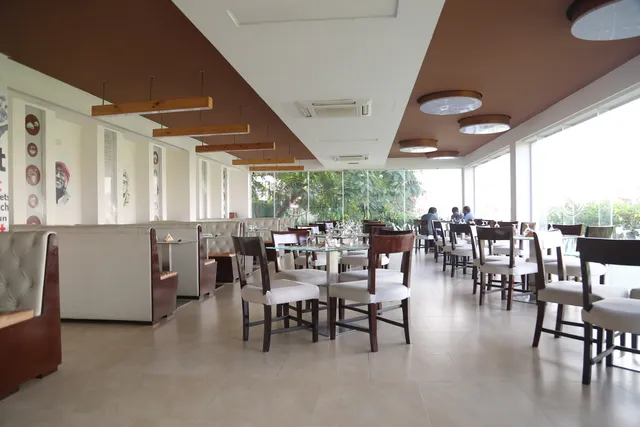 Cricketer's Kitchen & Cafe