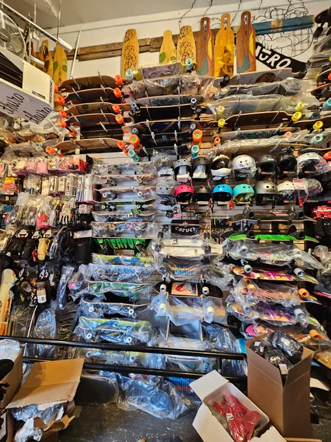 Thuro Brookline - location closed 2025. Online Open - visit Thuroshop.com