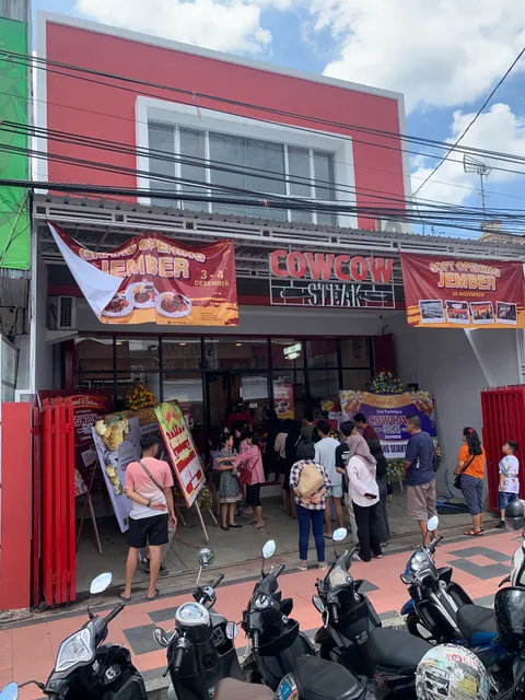 COWCOW STEAK JEMBER
