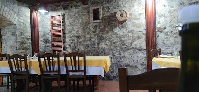 Ristorante Hotel Mephitis di Vazza Francesco