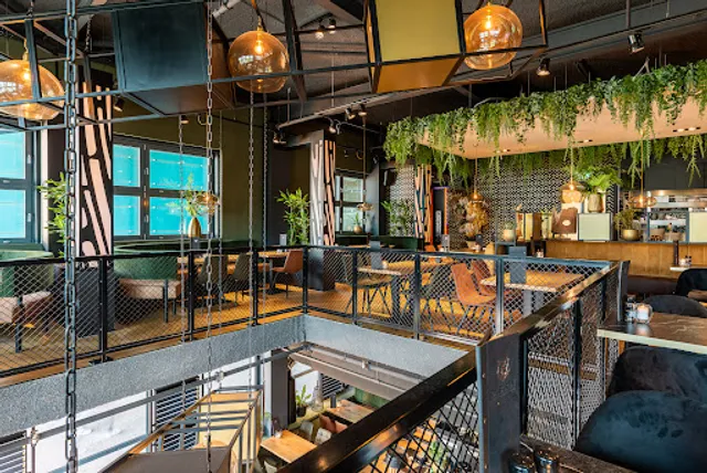 Restaurant De Beren Rotterdam Alexandrium