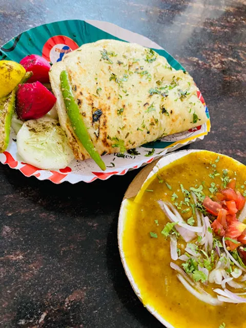 Man singh chole kulche center