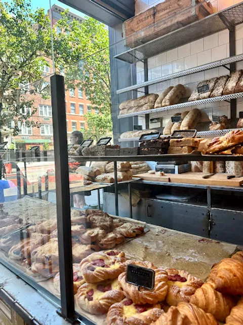 Fabrique Artisan Bakery