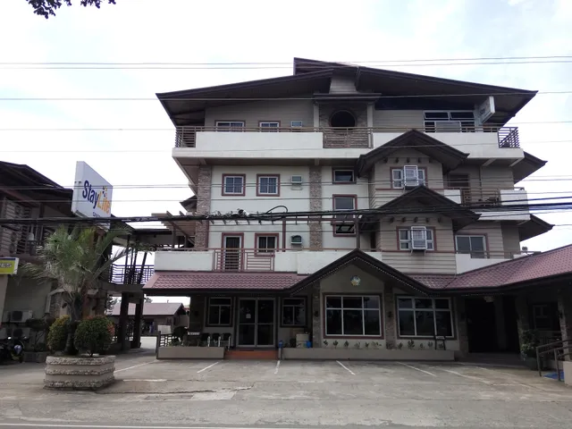 Staylite Candon Hotel