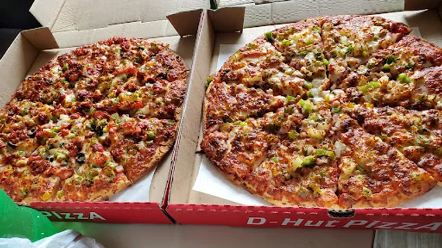 D-Plus Pizza