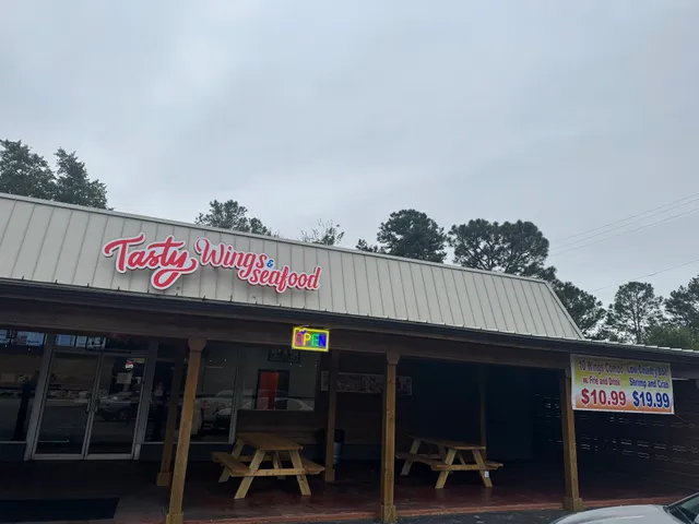 Tasty wings&Seafood