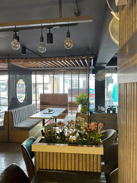 Nathu's( Pure Vegetarian Restaurant)