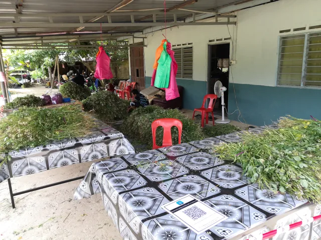 Maman Segar dan Rendang Maman Warisan Gedok