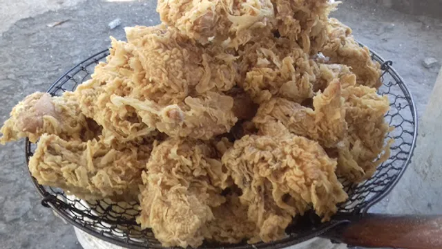 Ayam goreng tulang lunak holis