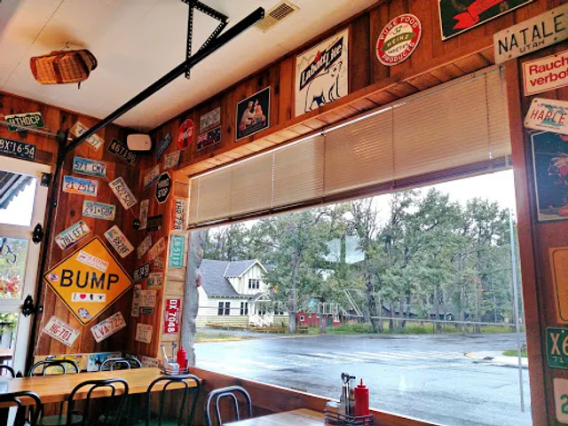 Zum's Eatery & Mercantile