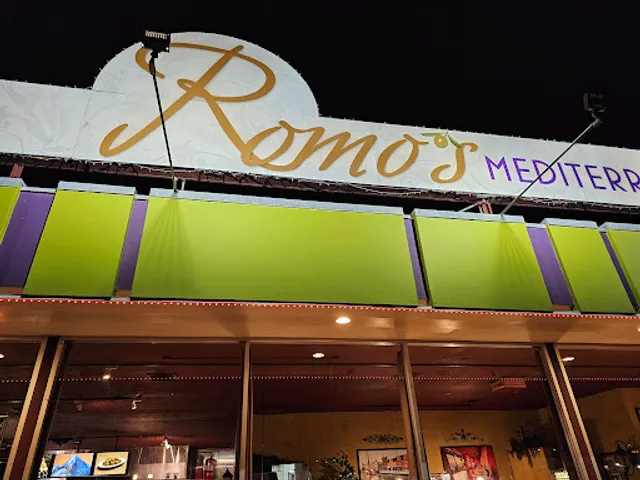 Romo's Mediterranean Grill