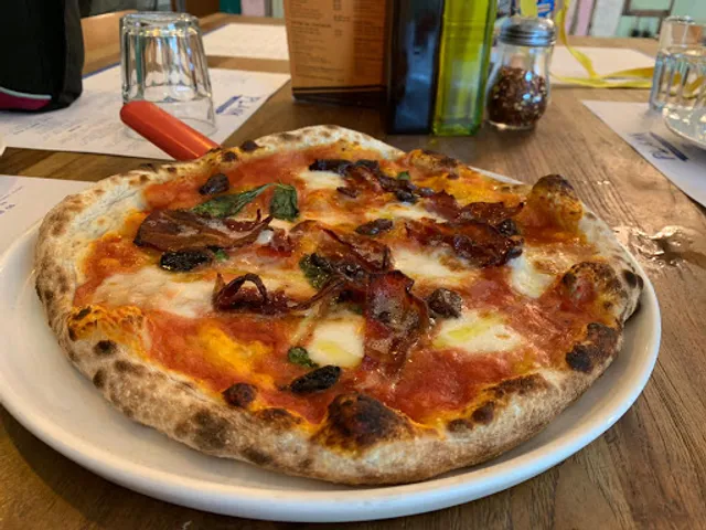 Plank Sourdough Pizza - Swan Lake