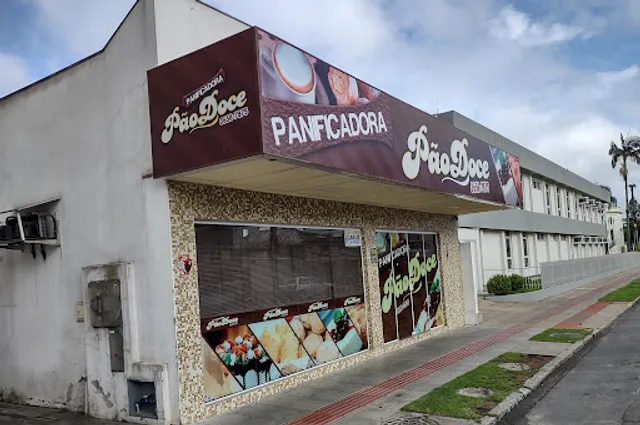 Panificadora e Confeitaria Pão Doce
