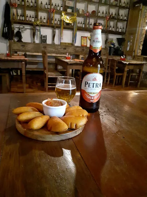 Estação Tiradentes PUB E BAR