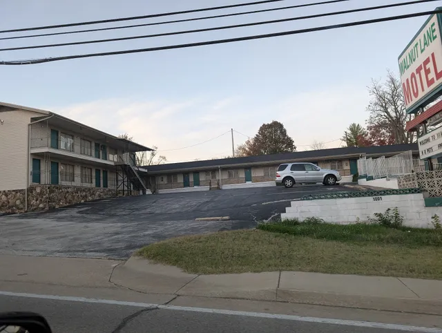 Walnut Lane Motel
