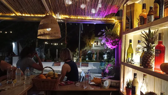 PLAZA Bakery & Coffee