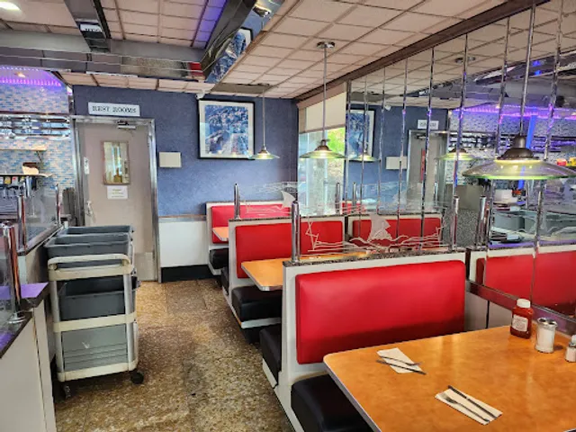 Broadway Diner