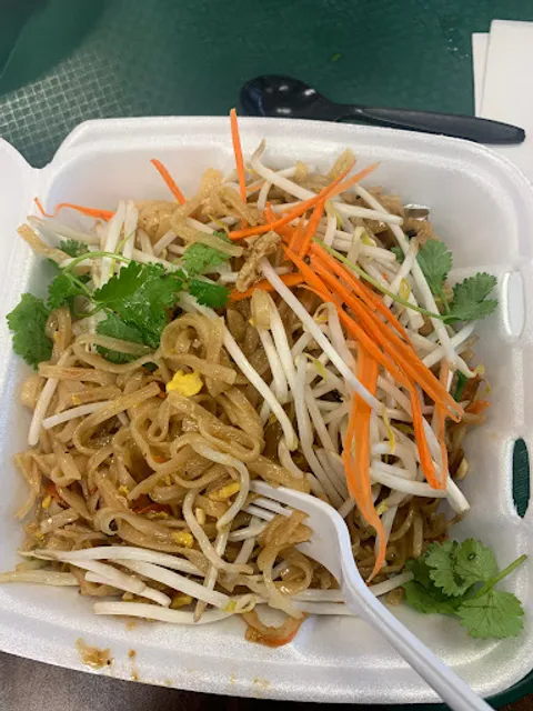 Heat Pho Thai Cuisine