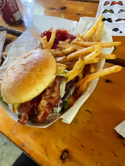 DanDee's Snack Shack