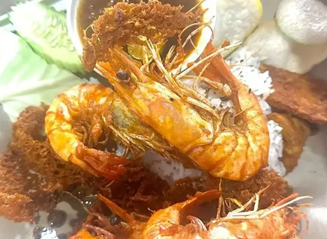 Ayam Penyet House BDO