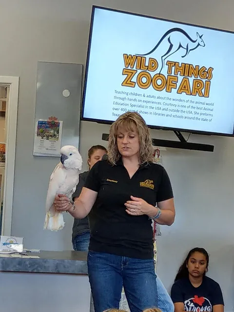 Houston Petting Zoo l Wild Things Zoofari