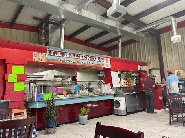 La Hacienda Tacos y Salsa