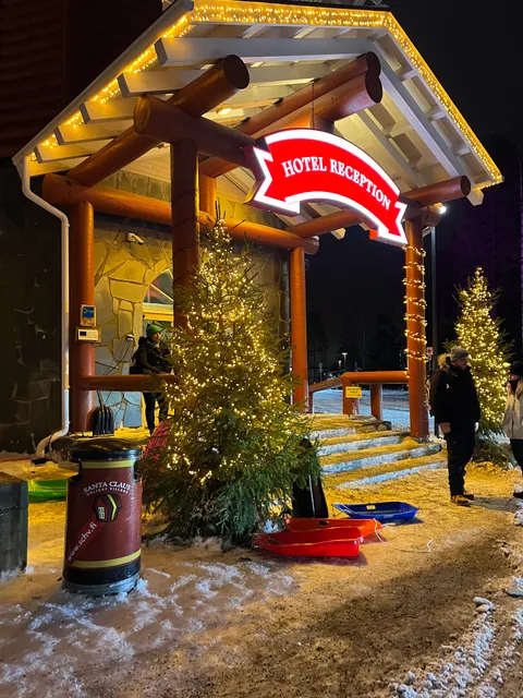 Three Elves Restaurant & Lobby Bar