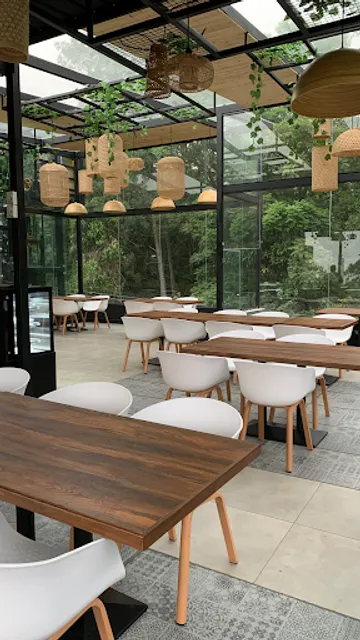 Basil Bakehouse (Rooftop Restaurant & Cafe)