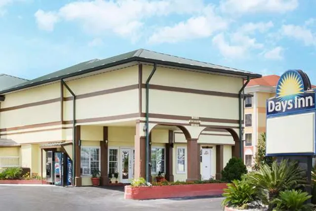 Days Inn by Wyndham Waycross