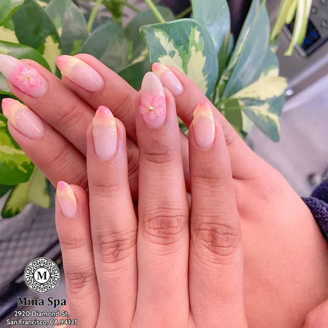 Mina Nails & Spa